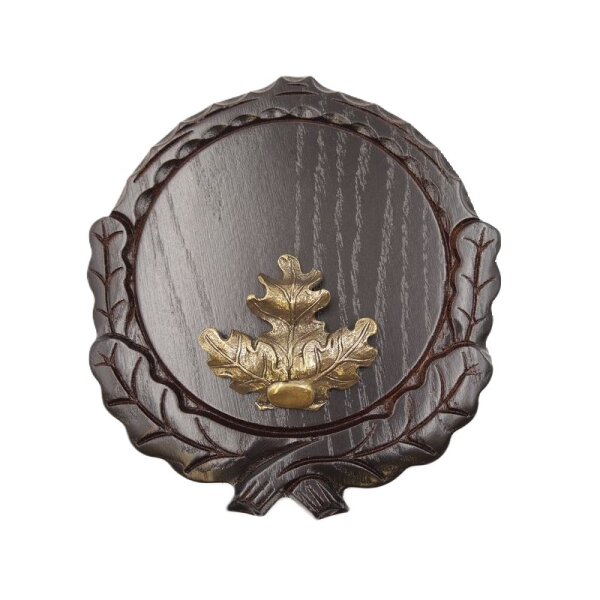 with solid oak leaves + large