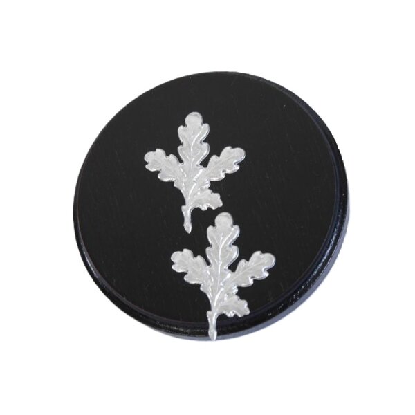 with oak leaves simply