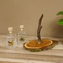 Vinegar + oil carafe set with colorful hunting motif on acacia wood sign with roebuck antlers as handle 27.40.2.4