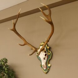 Rothirsch ungerader 12 ender Höhe 118 cm Hirschgeweih Hirsch Barockschild grün gold