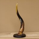 1 Stück Kudu Aussenhorn glanzpoliert Mini auf Ständersockel H 38 cm 80.20.5.3