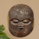 Afrika Maskers Benodigdheden versierd met houtsnijwerk
