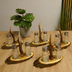 Salt + pepper shaker set with white hunting motif on acacia wood sign with roebuck antler handle 27.40.6.1
