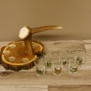 Proveedor de aguardiente en tabla de aguardiente con escudo de acacia H18 cm. Asa con forma de asta de ciervo rojo con 6 vasos de colores vivos. Motivo de caza. Motivo animal. 27.7.3.10