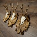 3-piece roebuck antlers, carved trophy plaques 22.1397