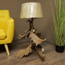 Lampada da terra composta da 6 corna di daino, a 1 luce, con corna di daino, asta, lampada, paralume