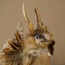 Wolpertinger Wolpi Bisam Präparat mit Stock Rehgeweih lila Augen Fabelwesen 86.4.139