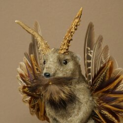 Wolpertinger Murmel Präparat Plüsch Fabelwesen mit Flügel Bart Geweih Wolpi 86.16.48