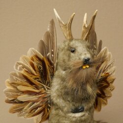 Wolpertinger Murmel Präparat Plüsch Fabelwesen mit Flügel Bart Geweih Wolpi 86.16.49
